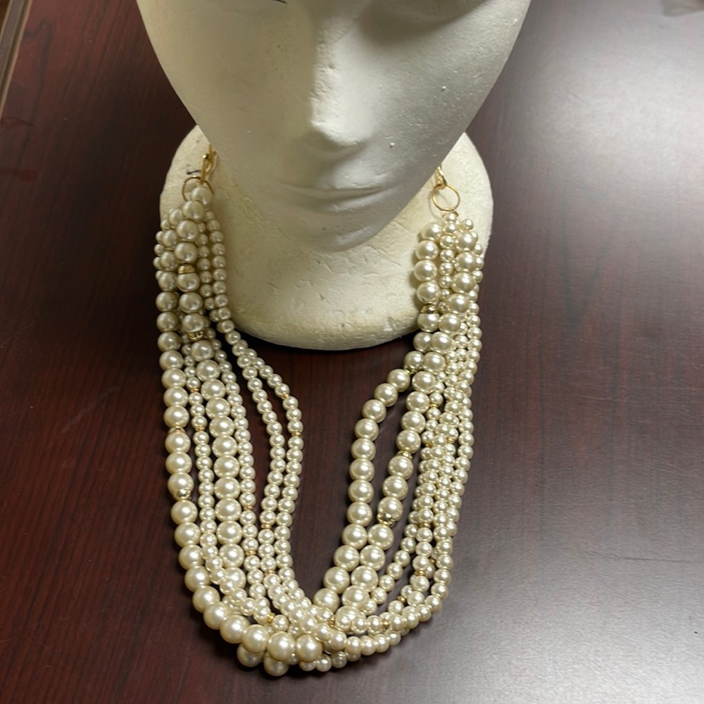 NWT Guess/Marciano Necklace